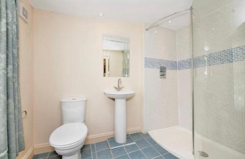 Cavendish House | Manor Cottage