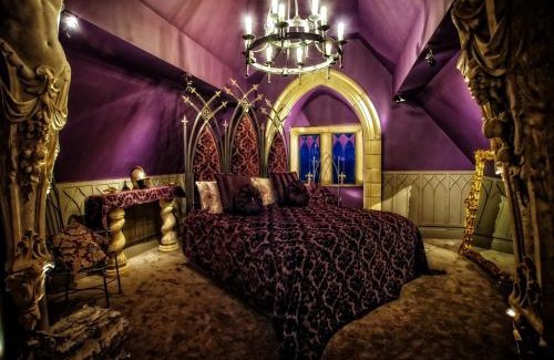 Thorpe House | Experience Unmatched Comfort at Manor Court - 5 Star Stay