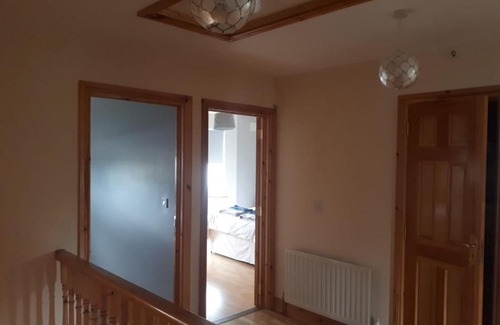 Manorhamilton House | Inviting Manor Holiday Home - Perfect for Family Getaways