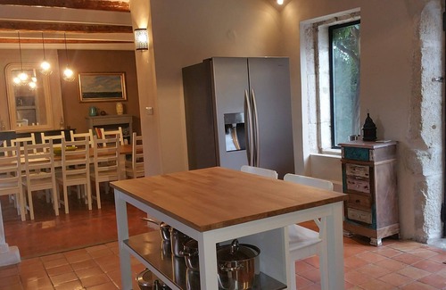 Castelnau-de-Guers House | Elegant Manor House with Private Garden and Pool Retreat