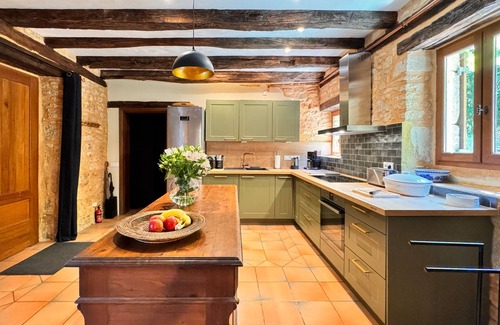 Cenac-et-Saint-Julien House | Experience Manor House Le Conte: Ocean View & Pool Access