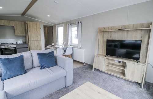 Maryport Cottage | MANOR HOUSE GOLD 2 BEDROOM (05F), family friendly in Aspatria