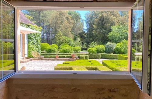Journiac House | Exclusive Manor of Quintefeuille with Private Pool & Spa