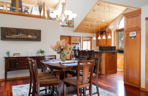 Champlin House | Escape to Manor on the River with Hot Tub & Kayaks