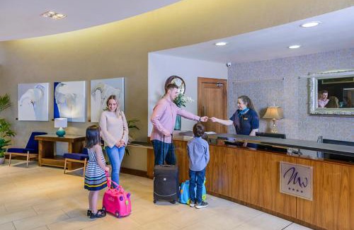 Tralee Hotel | Top-Rated Manor West Hotel & Leisure Club with Pool & Dining