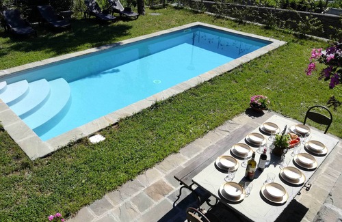 Camporgiano Villa | Tranquil Manor with Private Pool Near Castelnuovo di Garfagnana