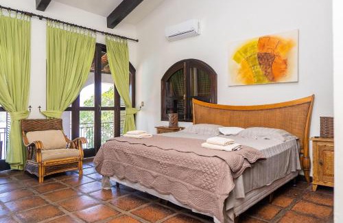 Tenorio House | Oceanfront Mansion with Private Beach and Scenic Views
