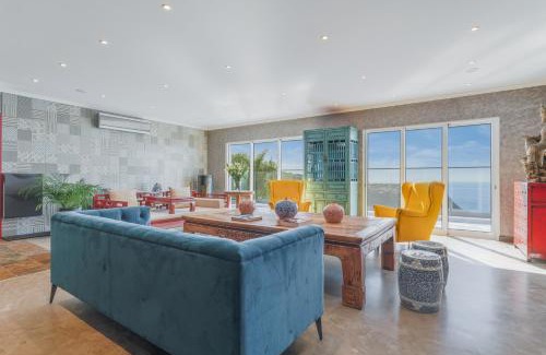 Arco da Calheta Villa | Experience Mansão Macau: 4-Star, Family-Friendly Getaway