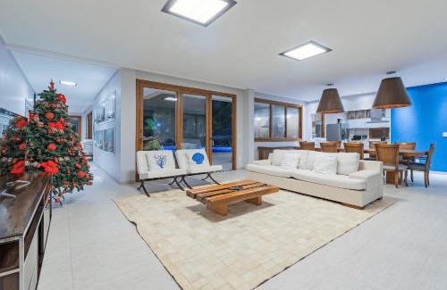 Tamandare House | Oceanfront Escape at Mansão Pé na Areia in Carneiros