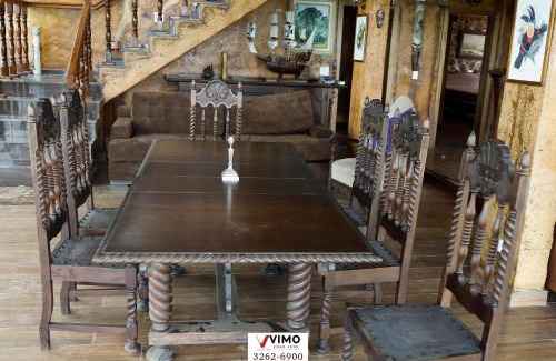 Bocaiuva do Sul Villa | Rustic Medieval Mansion with Child-Friendly Amenities