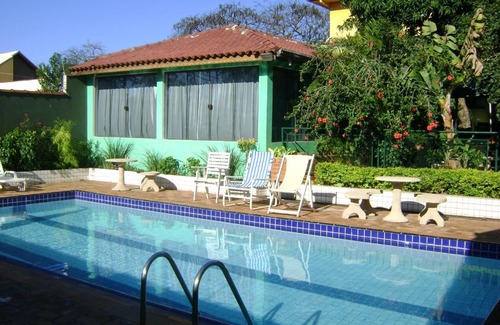 Vila Yolanda Apartment | Discover Mansão Strong: Family-Friendly with Pool Access