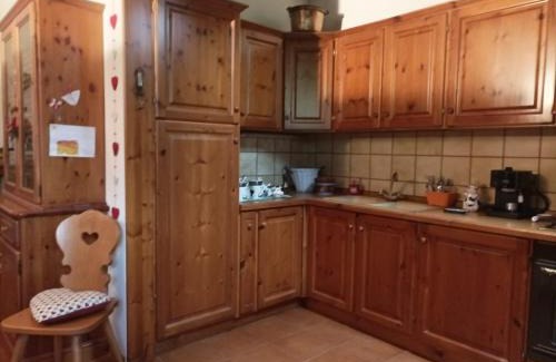 Calalzo di Cadore Apartment | Heartfelt Getaway at Mansarda del cuore: Pet & Child Friendly
