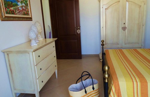Tiggiano House | Inviting Mansarda with Ocean View & Family-Friendly Vibe