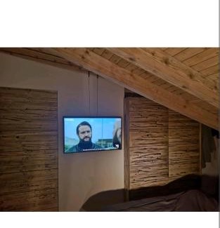 Madonna di Campiglio Apartment | Discover Mansarda la Baita: Family-Friendly Retreat, 9.8/10