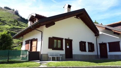 La Thuile Apartment | Book Your Stay at Mansarda - La Thuile with Family & Pets