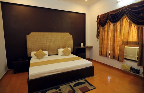 Bareilly Hotel | Mansarovar Hotel & Banquets