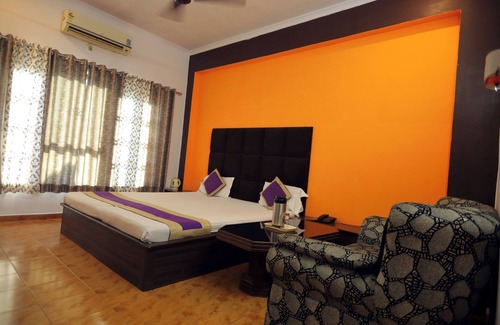 Bareilly Hotel | Mansarovar Hotel & Banquets