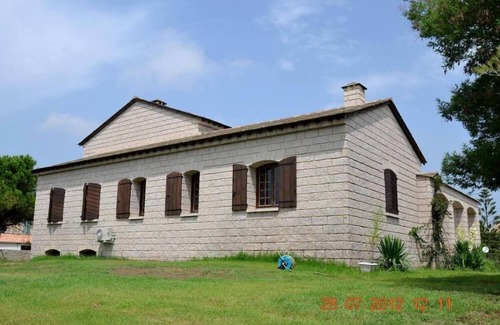 Aleria House | Elegant Mansion Aléria with Oceanfront Pool & Pet-Friendly Stays