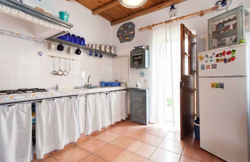 Monte Ruivo House | Elegant Mansion in Aljezur with Pool & Spa Amenities