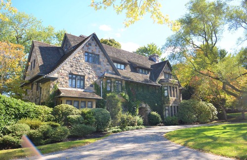 Fall River Villa | Experience the Mansion at the Highlands: Rated 9.8/10 Awaits