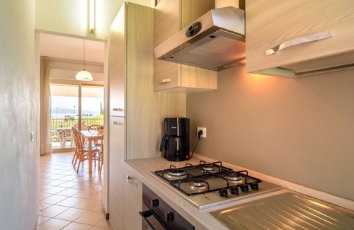 Villaggio Sanghen House | Inviting Belvilla by OYO Villauno with Pool & Breakfast
