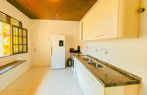 Pontal de Serrambi House | Seaside Mansion Escape with Private Pool & Spa Amenities