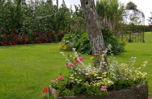 Fourches House | Experience Mansion - Fourches: Pool, Family-Friendly Stay