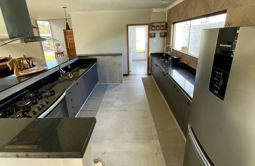 Praia Rasa House | Elegant Mansion in Búzios with Private Pool & Suites