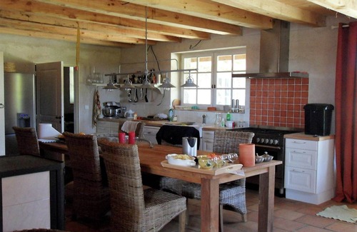Fargues-sur-Ourbise Villa | Elegant Mansion with Pool and Ocean View for Your Getaway