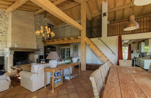 Fargues-sur-Ourbise Villa | Elegant Mansion with Pool and Ocean View for Your Getaway