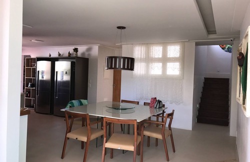 Canto do Mar House | Elegant Mansion in Guarajuba - Steps from the Beach