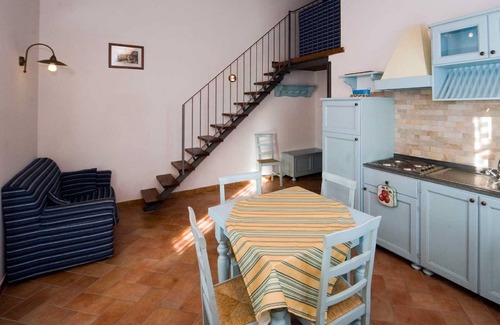 Montefiascone Villa | Relax at Belvilla by OYO Mansion with Pool in Montefiascone