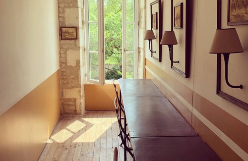 Le Gue-d'Allere House | Experience Elegance at Mansion - Le Gué d'Alleré