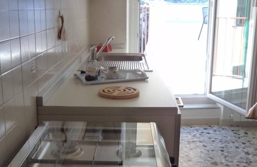 Manarola Apartment | Oceanfront Mansion - Manarola with Pool and Breakfast
