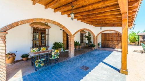 Colmenar Villa | Relax at Mansion Piedras Blancas Colmenar - 4 Star Oasis