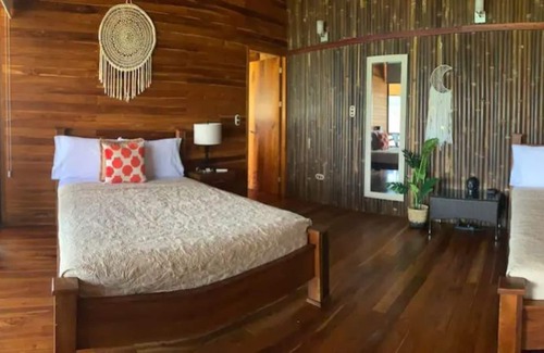 Punta Leona Villa | Mantas Bay Cabin