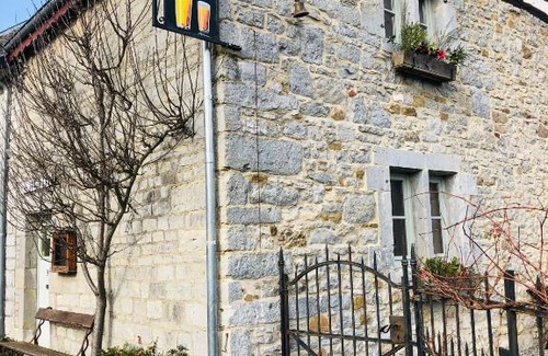 Weris House | Discover Mante et Nana: Guest Rated 8/10 Stay