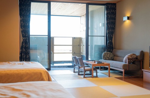 Gujo House | Experience Manten no Yado: Guest Rated 10/10 with Family-Friendly Amenities
