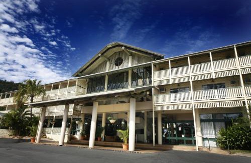 Airlie Beach Resort | Relax at Mantra Club Croc: Oceanfront Getaway Awaits