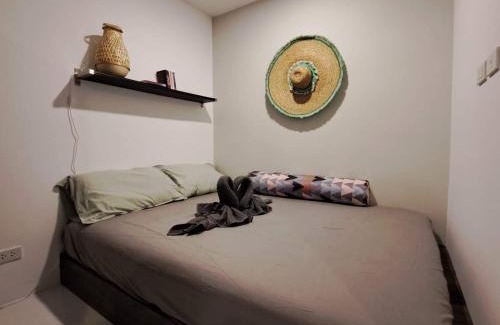 Kram Apartment | Mantra Holiday Home: Oceanfront Retreat with Pool & Hot Tub