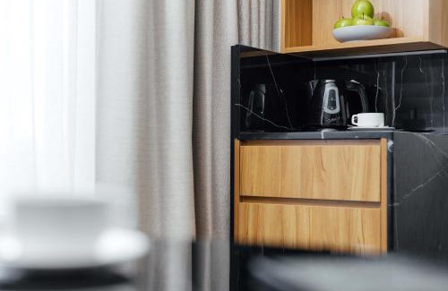 Tullamarine Hotel | Convenient Getaway at Mantra Melbourne Airport with Pool & Spa