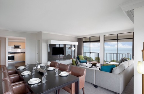 Darwin City Centre Hotel | Discover Mantra on the Esplanade: 4-Star Comfort Awaits