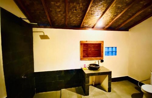 Sidemen House | Family-Friendly Getaway at Manuk Dewata Villa - 9.6/10 Rating