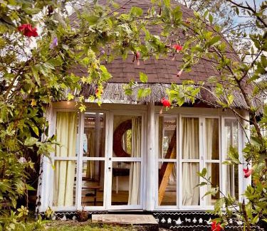 Tiworiwu Hotel | Enchanting Manulalu Jungle: Family-Friendly & Delicious Breakfast