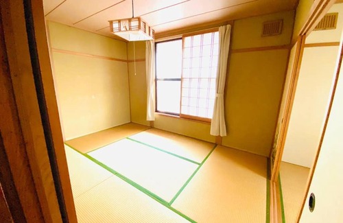 Shiraoi House | Relax at Manyi's Onsen House with Family and Pets