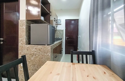 Mabini Apartment | Cozy Manzil Anilao B&B with Breakfast & Family-Friendly Vibes
