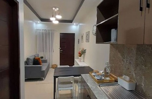 Mabini Apartment | Cozy Manzil Anilao B&B with Kitchen & Breakfast Included