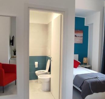Posillipo Bed & Breakfast | Discover Manzoni 159: Family-Friendly with Hot Tub & Dining