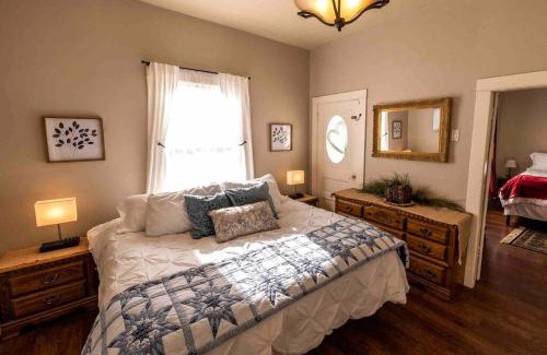 Moroni House | Maple Canyon: Pet-Friendly Haven with RV Parking