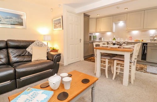 Keswick Cottage | Welcoming Maple Cottage: A Family-Friendly Retreat in Keswick